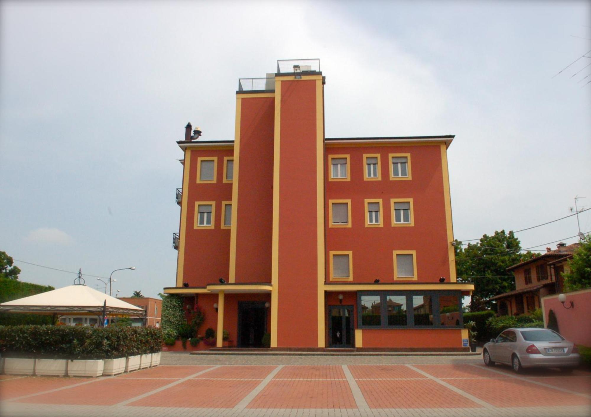 Hotel Aquila Castelfranco Emilia Exterior photo